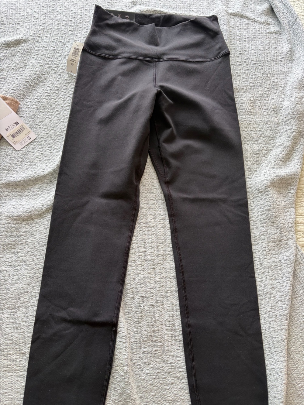 Aritiza leggings